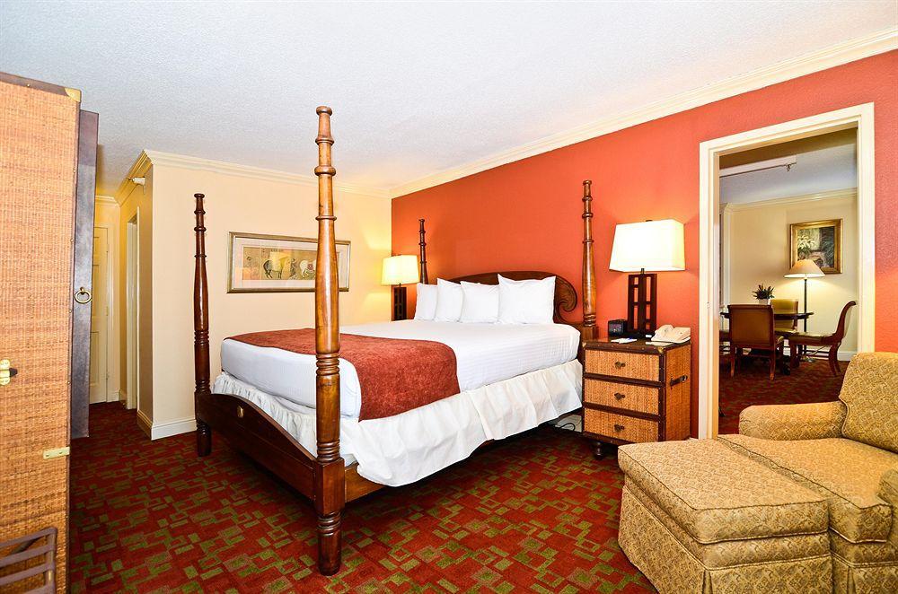Holiday Inn Express & Suites - Shreveport - Downtown, An Ihg Hotel חדר תמונה