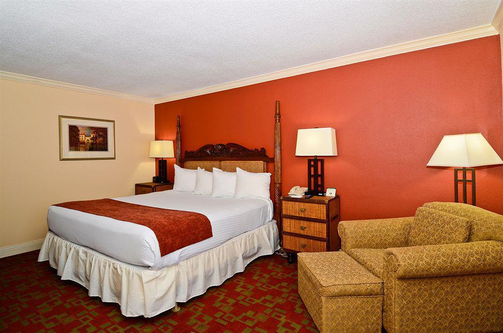 Holiday Inn Express & Suites - Shreveport - Downtown, An Ihg Hotel חדר תמונה